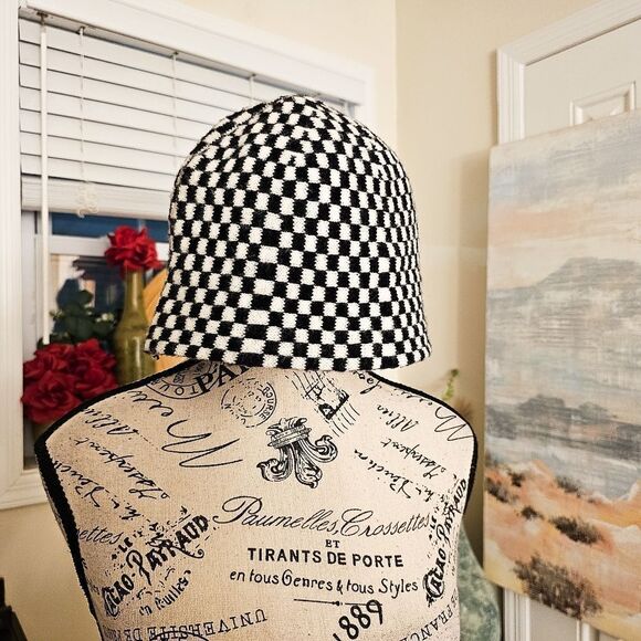 New Trendy Faux Fur Checkered Bucket Hat main image 9